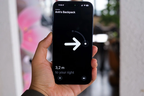 Tính năng Precision Finding độc quyền của Apple cho AirTag. Ảnh: