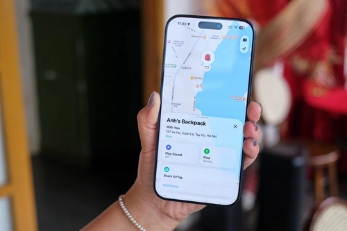Thiết kế và giao diện cài đặt, điều khiển AirTag trên ứng dụng Find My. Ảnh: