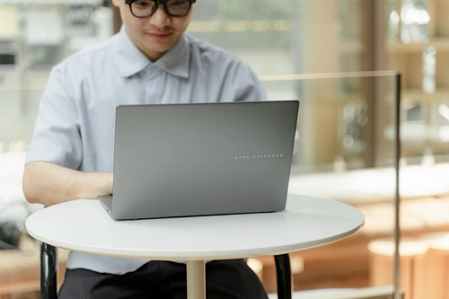 Asus Vivobook S14 S3407AA là khoản đầu tư dài hạn đáng cân nhắc của sinh viên năm nhất.