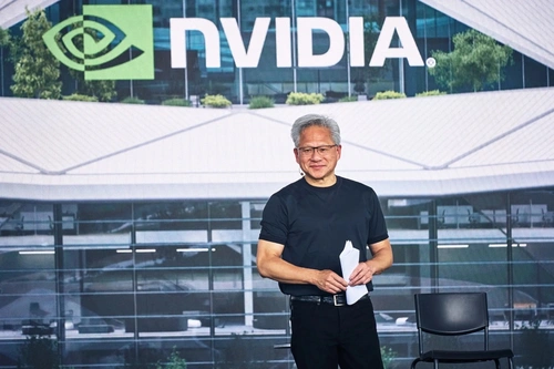 Jensen Huang, CEO Nvidia, tham gia một sự kiện tại Đài Bắc ngày 27/5. Ảnh: .